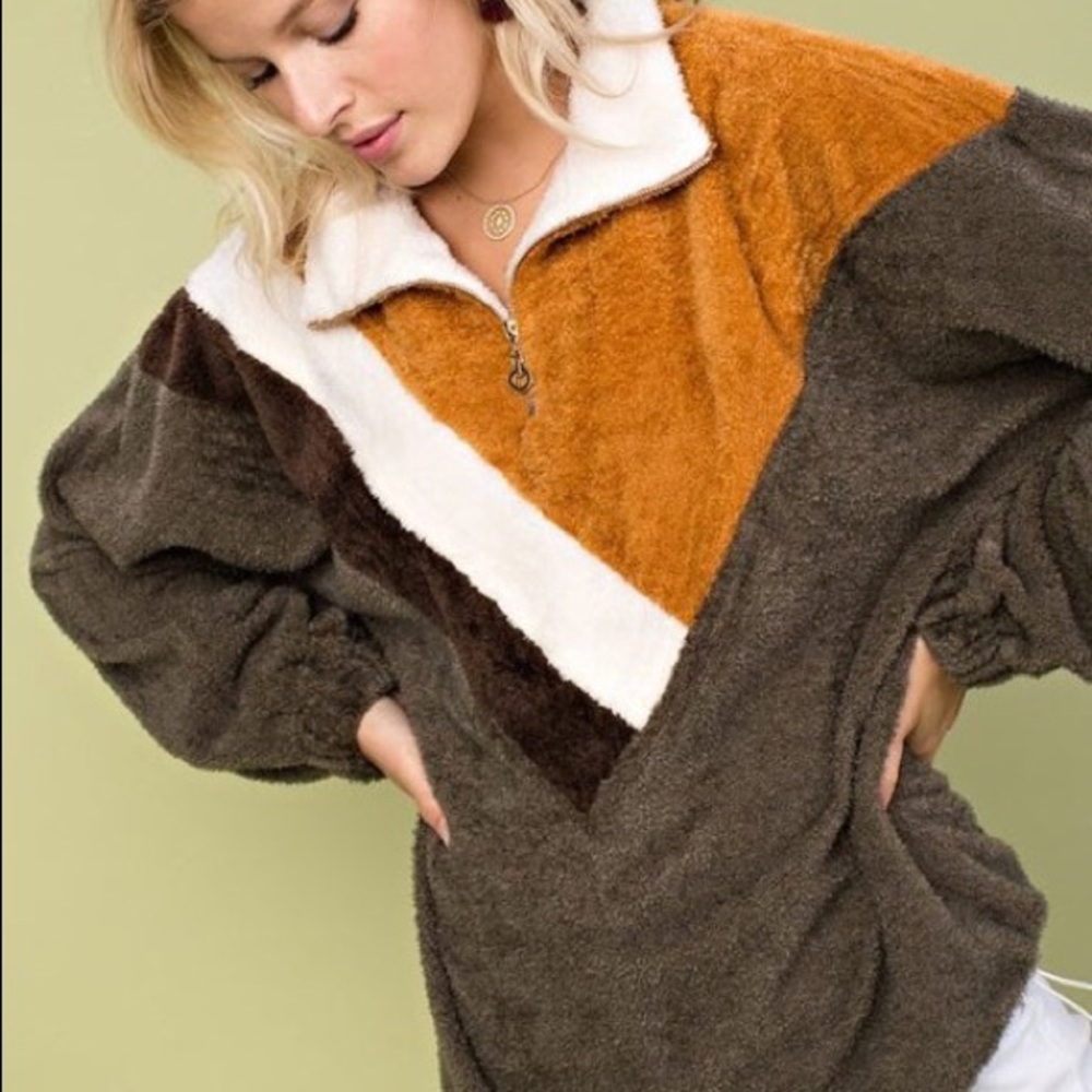 Olive Camel Pullover